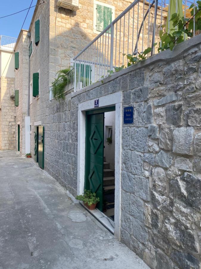 Apartment Stari Dvor Kaštela Exterior foto