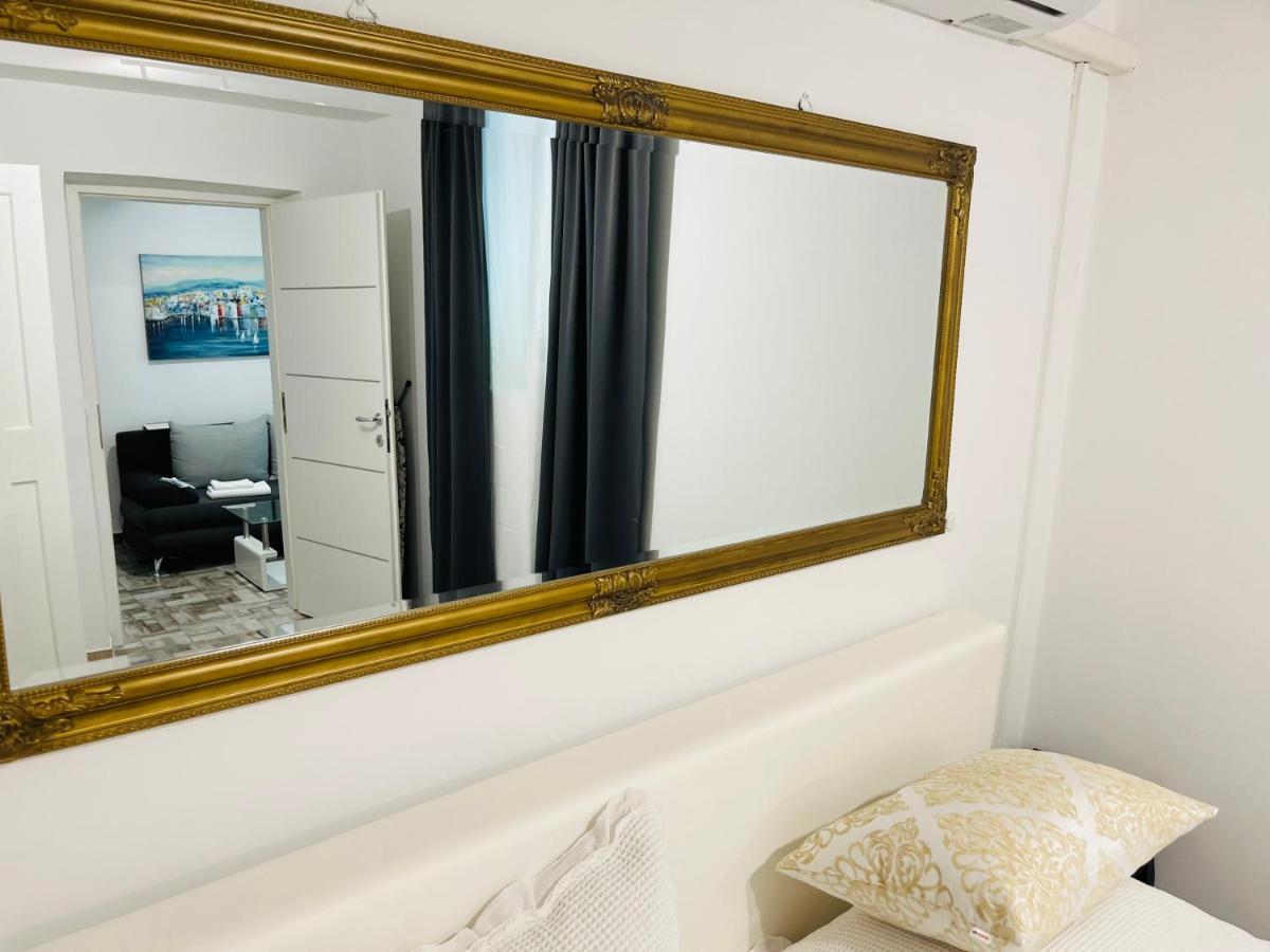 Apartment Stari Dvor Kaštela Exterior foto