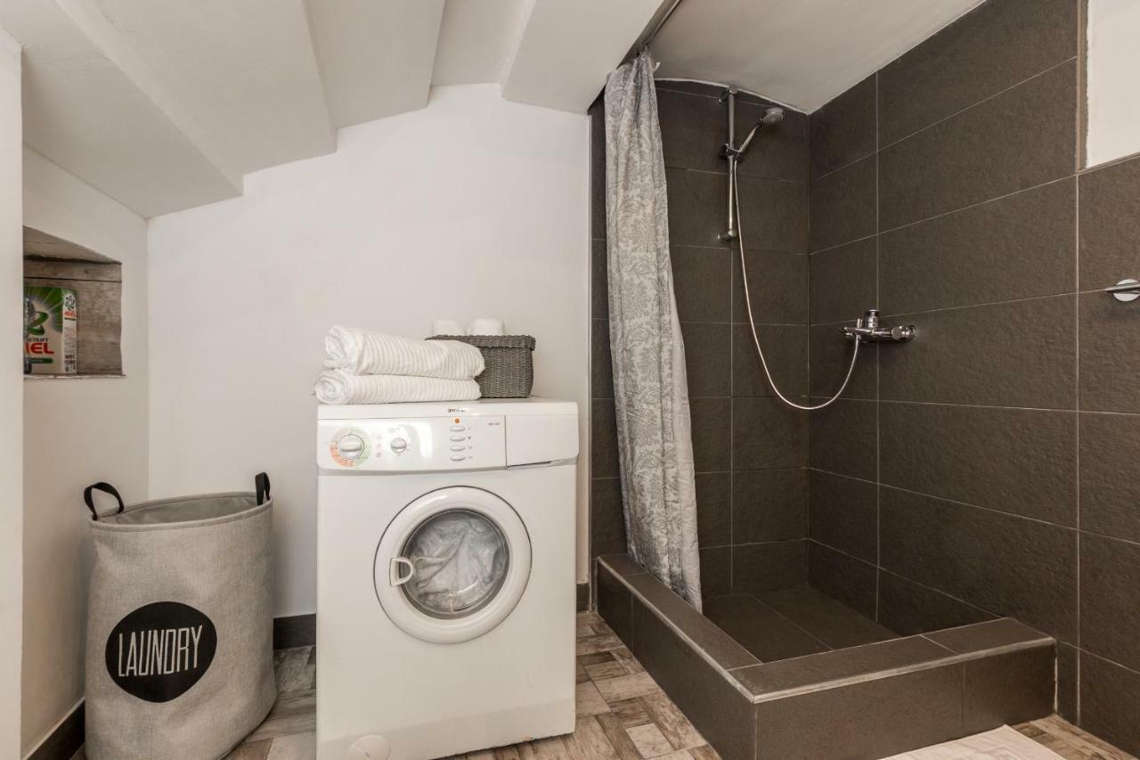Apartment Stari Dvor Kaštela Exterior foto
